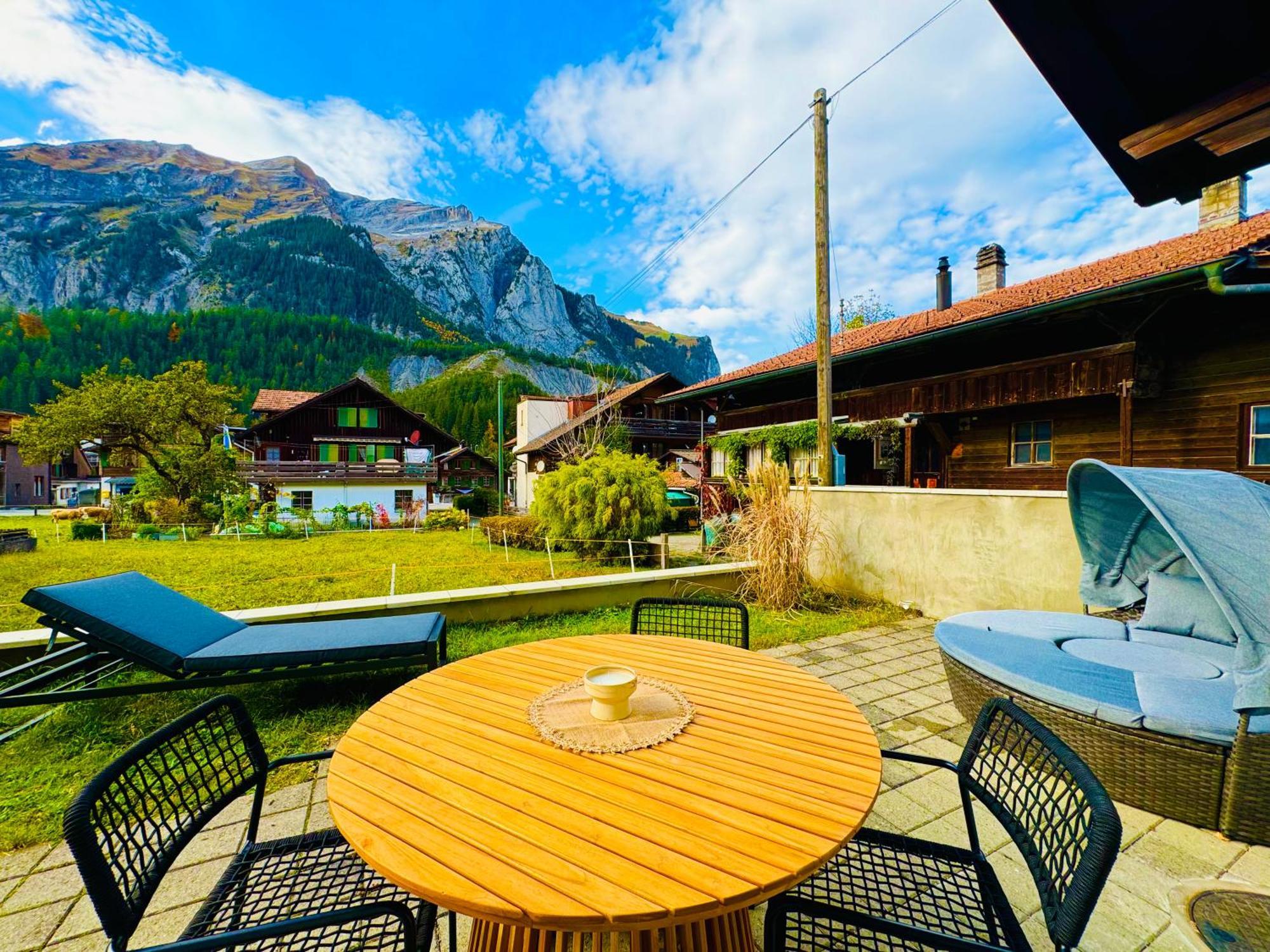 Апартаменты Cute & Cozy Oasis, Private Afternoon Sun Terrace Кандерштег Экстерьер фото